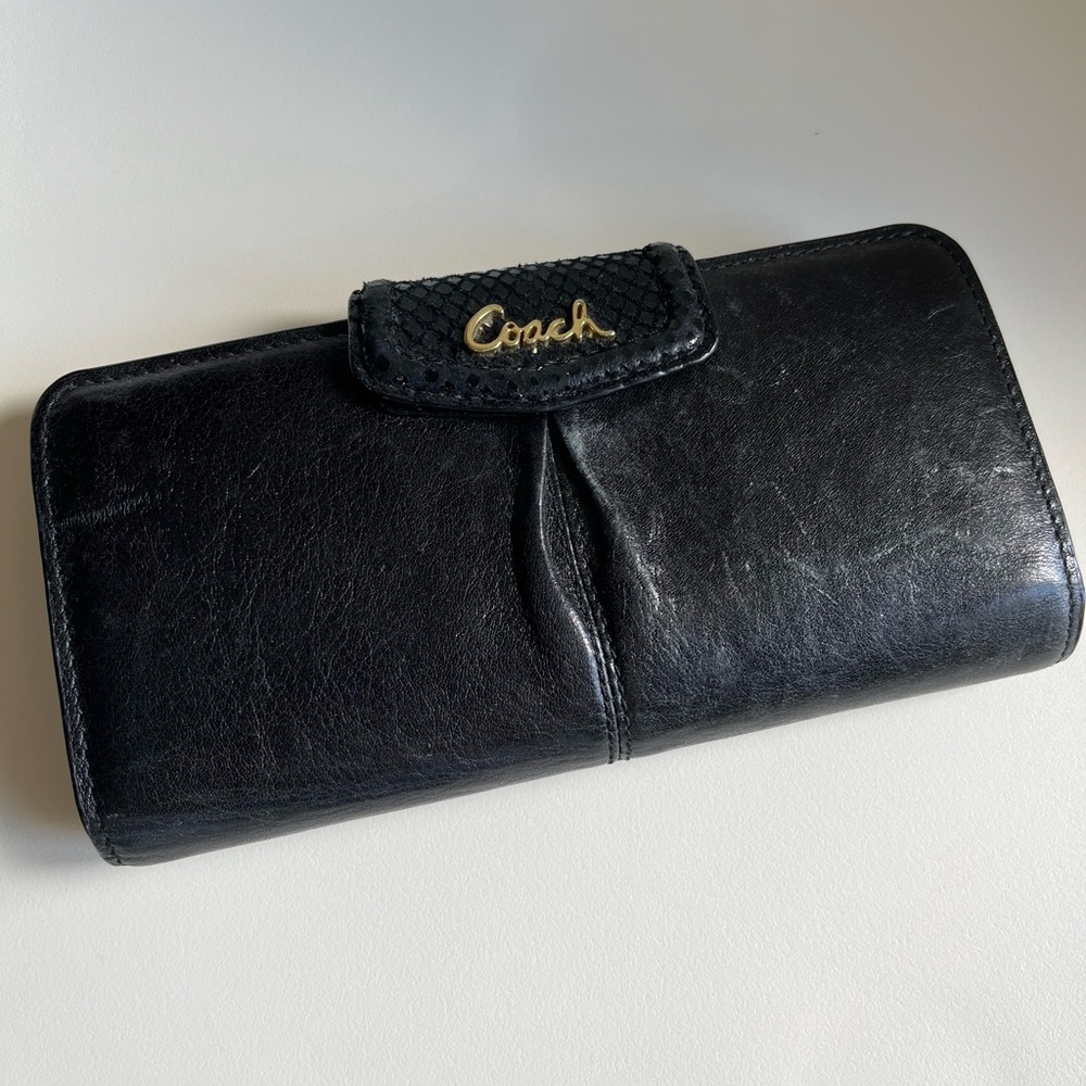 Coach wallet